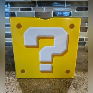 Super Mario Bros question mark metal coin money bank READ DESCRIPTION